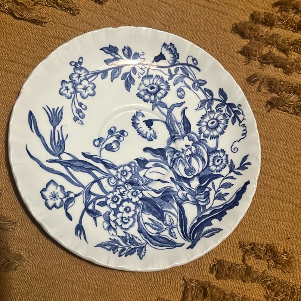 WEDGWOOD of Etruria & Barlaston Ranunculus Vintage tea cup plate